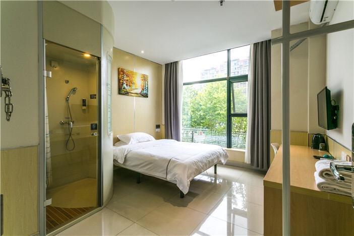 100 Inn Plus Pudong Airport Hotel Shanghai Buitenkant foto